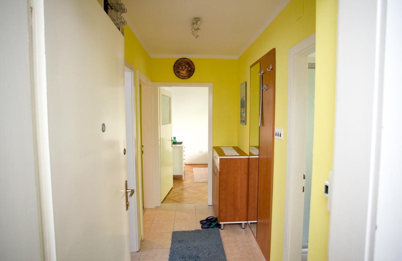 Apartment Omis Holiday Esterno foto