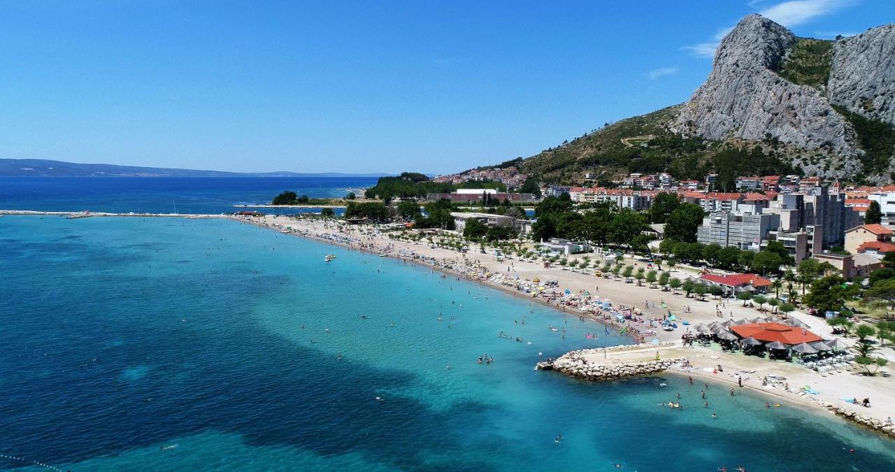 Apartment Omis Holiday Esterno foto